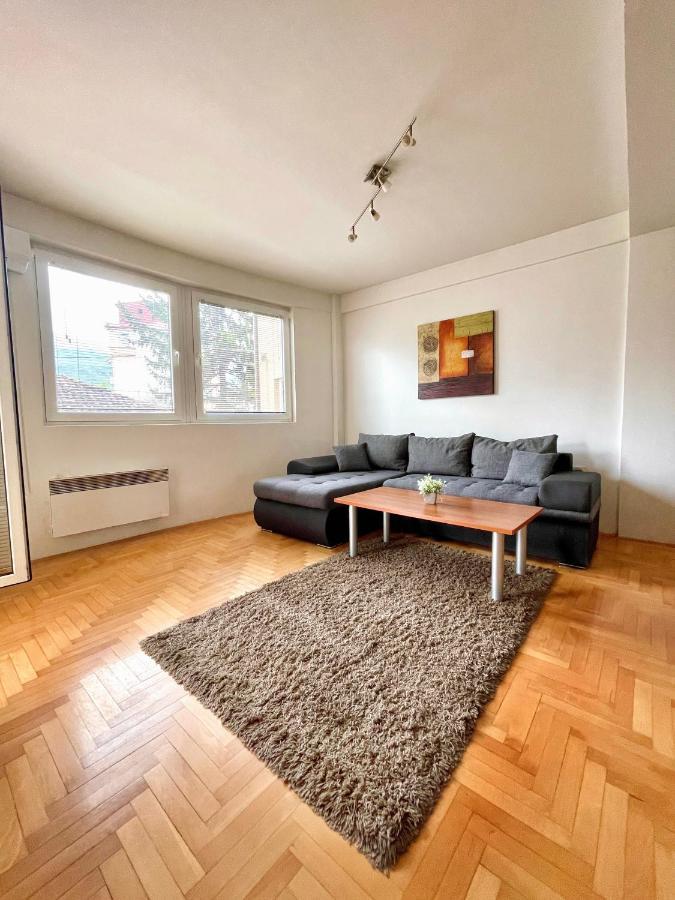 Apartments T&T Ohrid Bagian luar foto