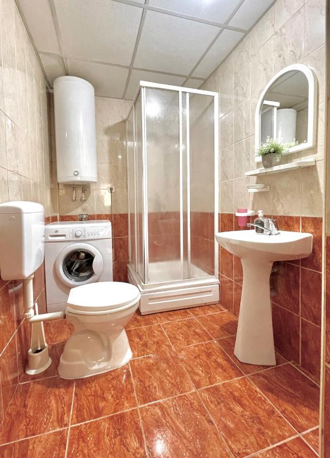 Apartments T&T Ohrid Bagian luar foto